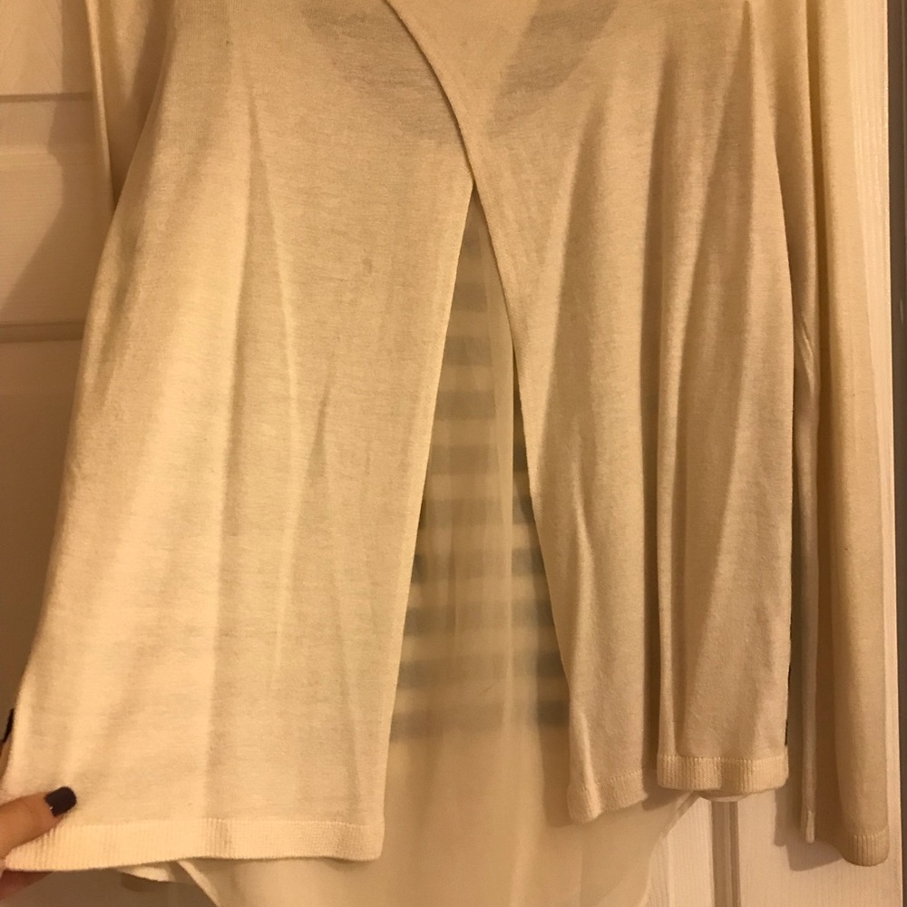 ❌❌SOLD❌❌Express Long sleeve shirt - Picture 3 of 4